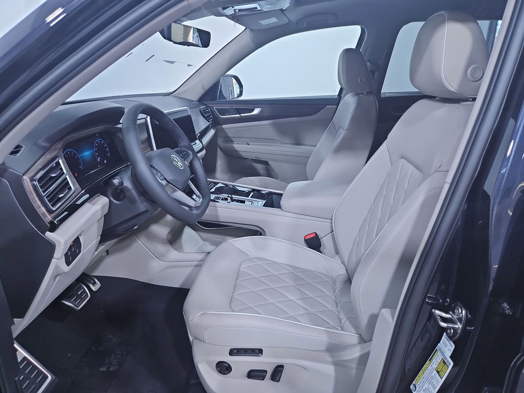 New 2026 Volkswagen Atlas SEL Premium R-Line image 9