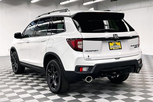 Used 2025 Honda Passport Black Edition video 2