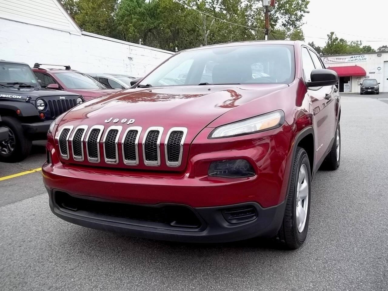 Used 2017 Jeep Cherokee Sport AWD/4WD image 1