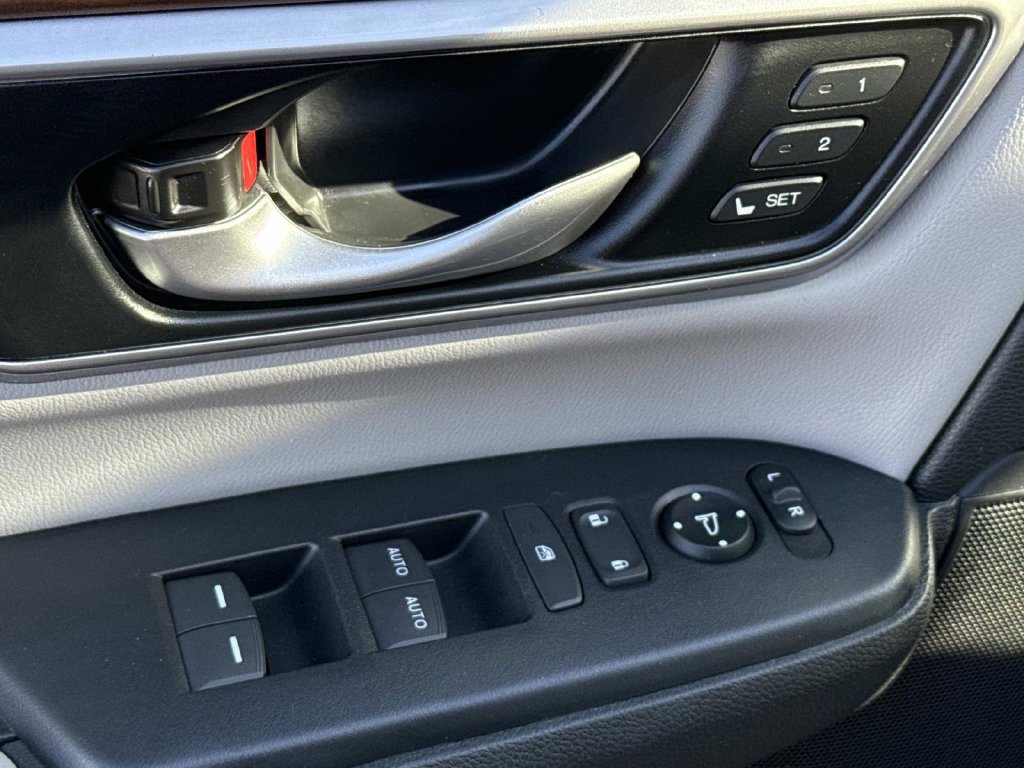 Used 2022 Honda CR-V EX-L image 18