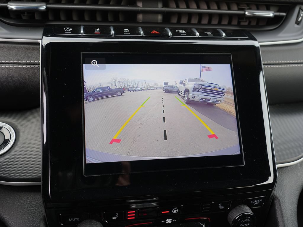 Used 2024 Jeep Grand Cherokee Altitude AWD/4WD image 25