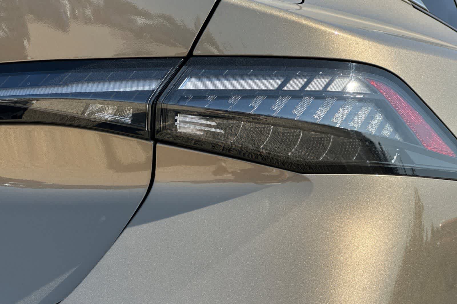New 2027 Nissan Sentra SL FWD image 32