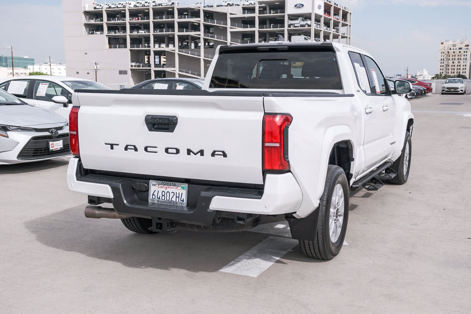 Certified 2024 Toyota Tacoma SR5 AWD/4WD image 4