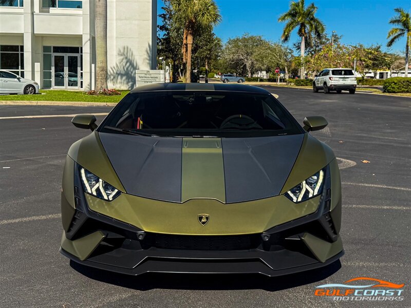 Used 2023 Lamborghini Huracan Tecnica RWD image 6