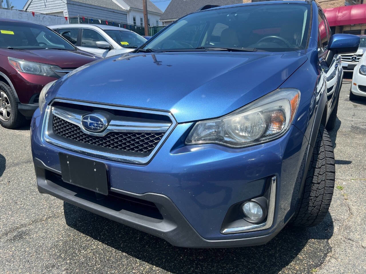 Used 2017 Subaru Crosstrek 2.0i Premium image 3