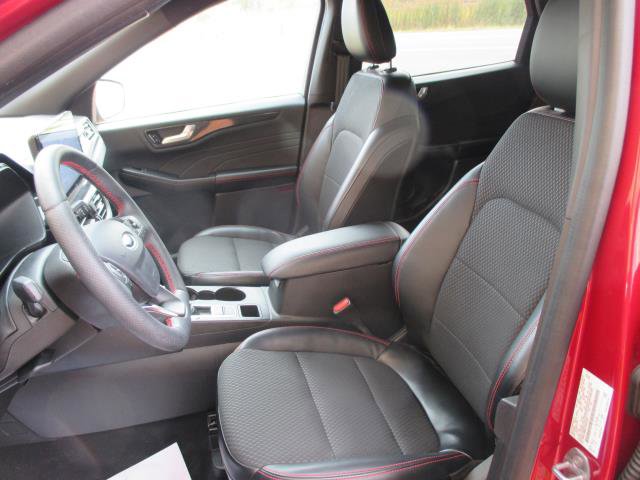 Used 2023 Ford Escape ST-Line w/ Tech Pack #1 image 17