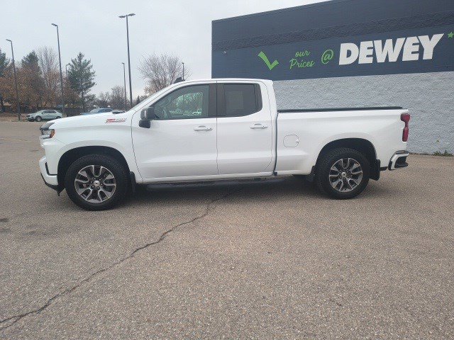 Used 2019 Chevrolet Silverado 1500 RST image 2
