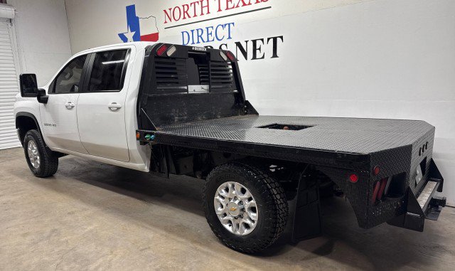 Used 2022 Chevrolet Silverado 2500 LT w/ Convenience Package image 9