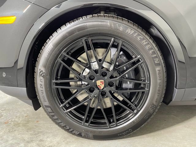 New 2026 Porsche Cayenne E-Hybrid Coupe image 16