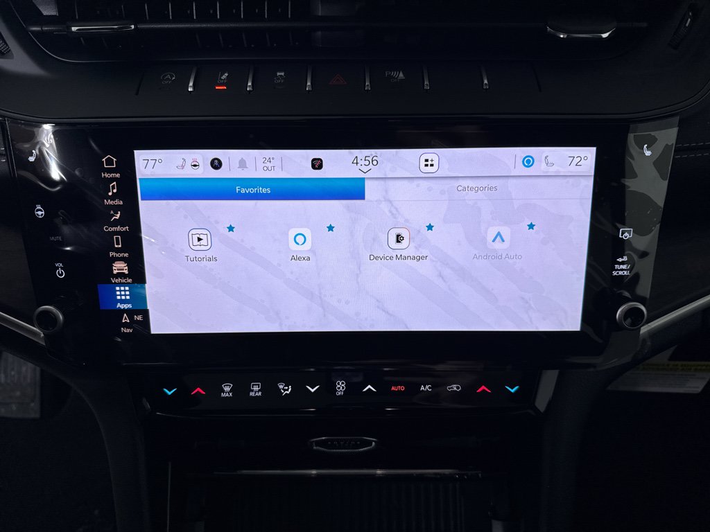 New 2026 Jeep Grand Cherokee Altitude AWD/4WD image 19