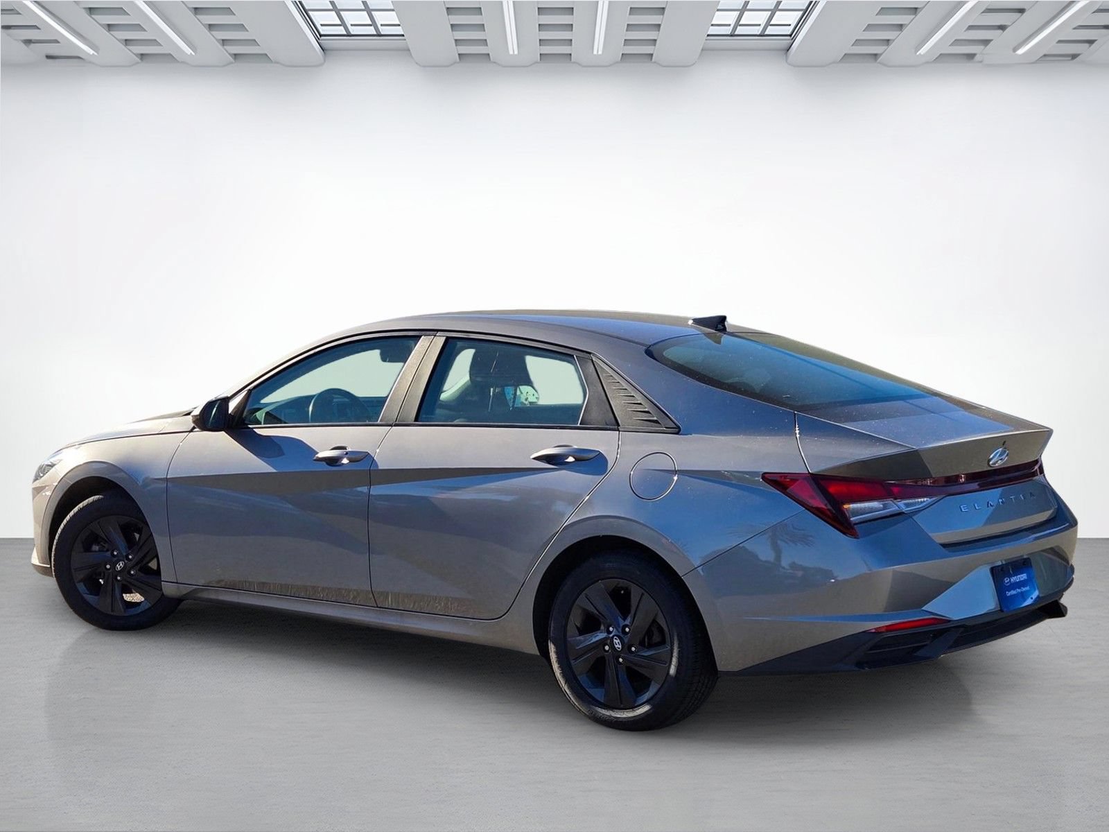 Certified 2022 Hyundai Elantra SEL w/ Convenience Package FWD image 6