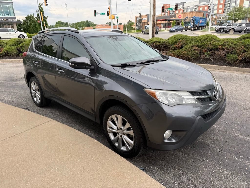 Used 2015 Toyota RAV4 Limited AWD/4WD image 3