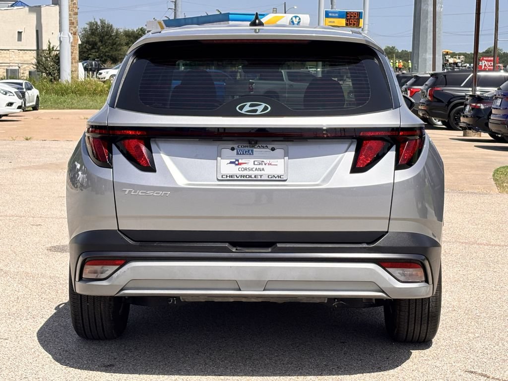 Used 2025 Hyundai Tucson SE FWD image 9