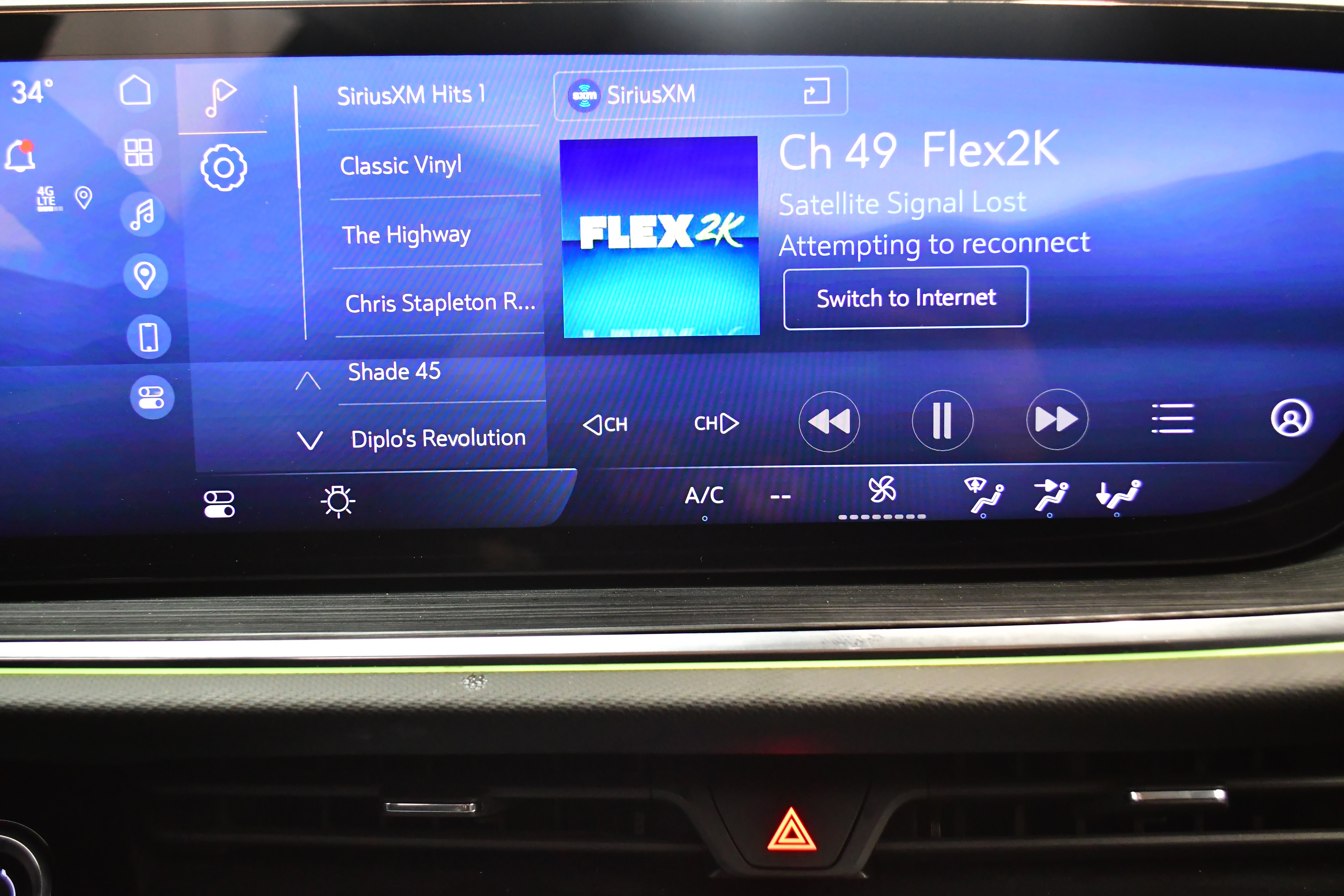 Used 2025 Buick Envision Preferred image 26