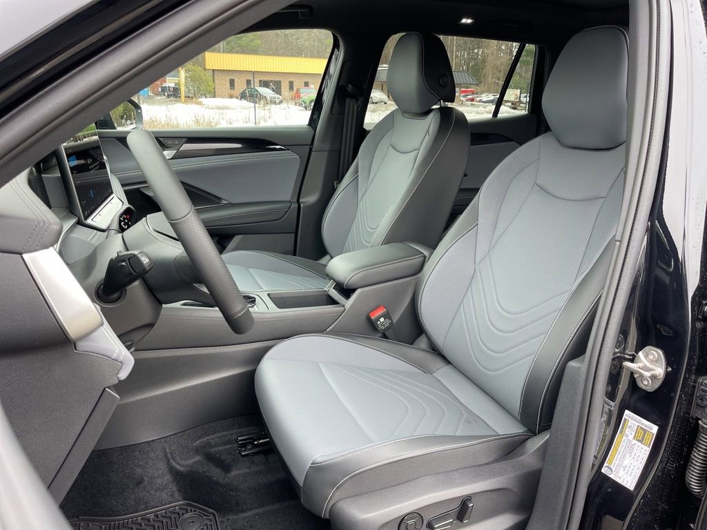 New 2026 Volkswagen Tiguan SE R-Line AWD/4WD image 14