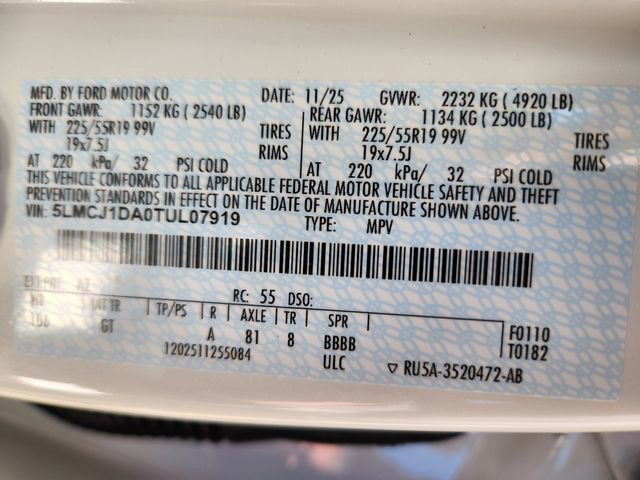 New 2026 Lincoln Corsair Premiere image 25