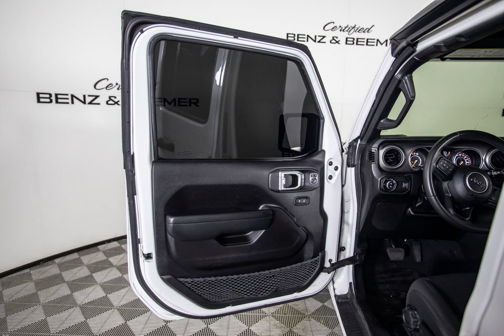 Used 2023 Jeep Gladiator Sport AWD/4WD image 19