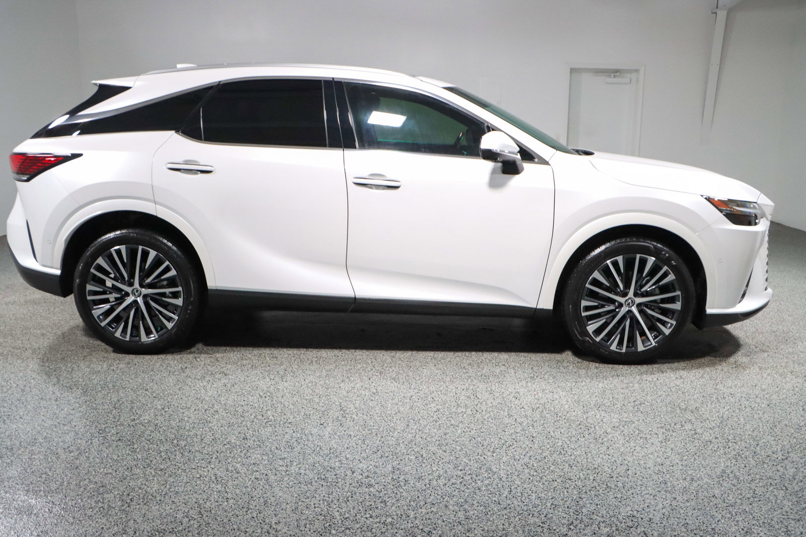 Used 2024 Lexus RX 350 Premium Plus image 6