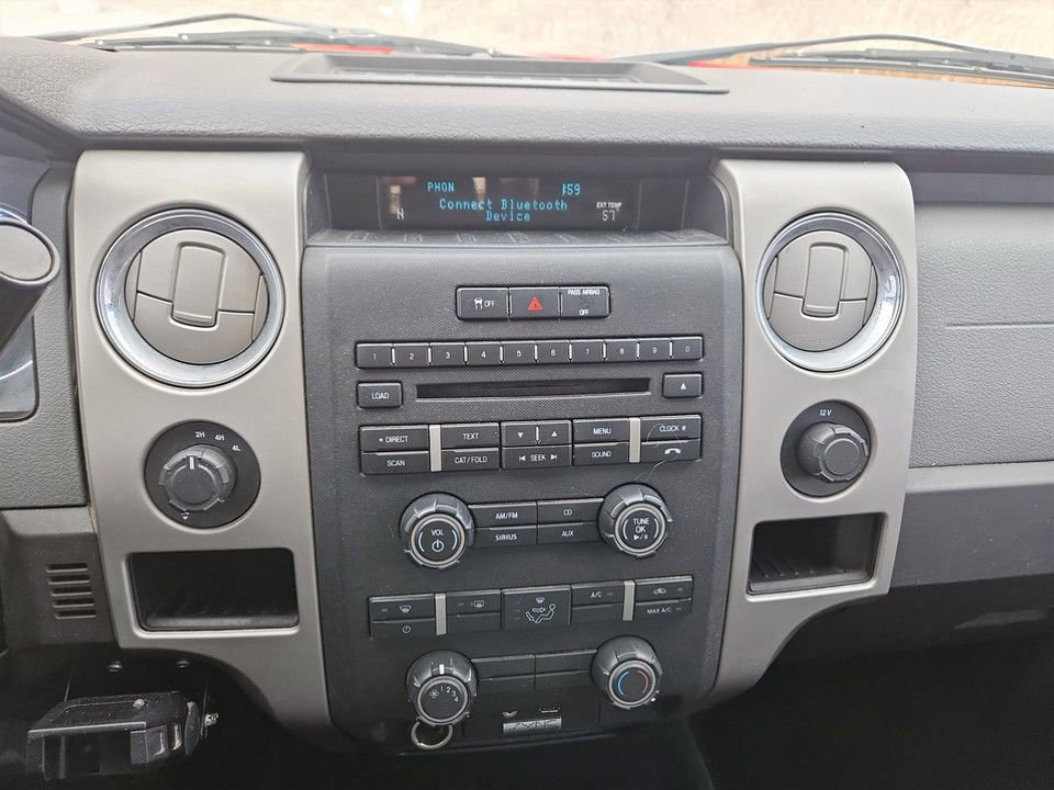 Used 2011 Ford F150 XLT w/ XLT Chrome Pkg image 22