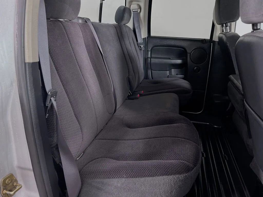 Used 2004 Dodge Ram 3500 Truck SLT w/ Trailer Tow Group image 27