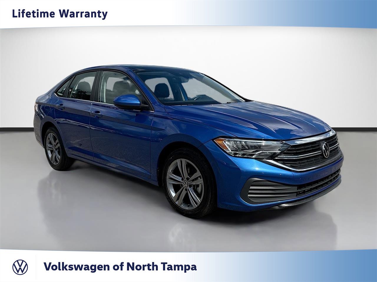 Used 2024 Volkswagen Jetta SE image 1