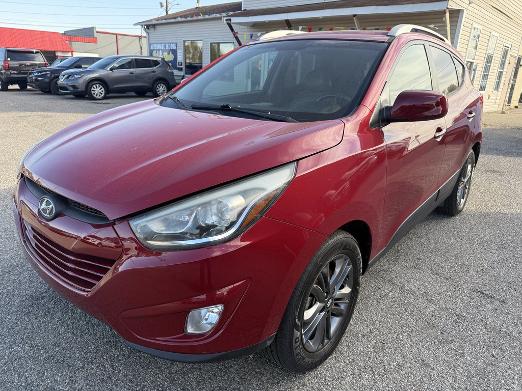 Used 2015 Hyundai Tucson SE AWD/4WD image 2