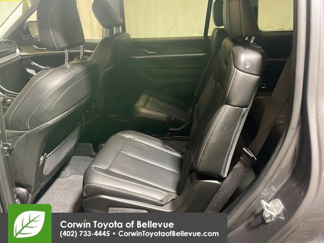 Used 2023 Jeep Grand Cherokee L Limited w/ Trailer Tow Group (B) image 36