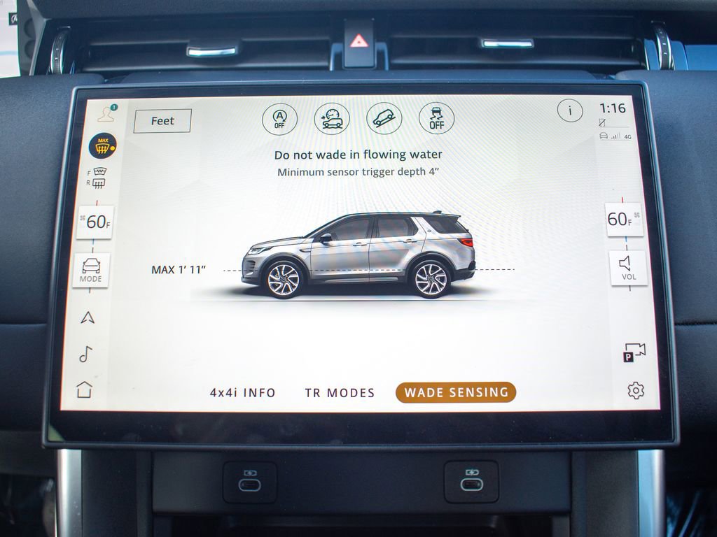 Used 2025 Land Rover Discovery Sport S image 29