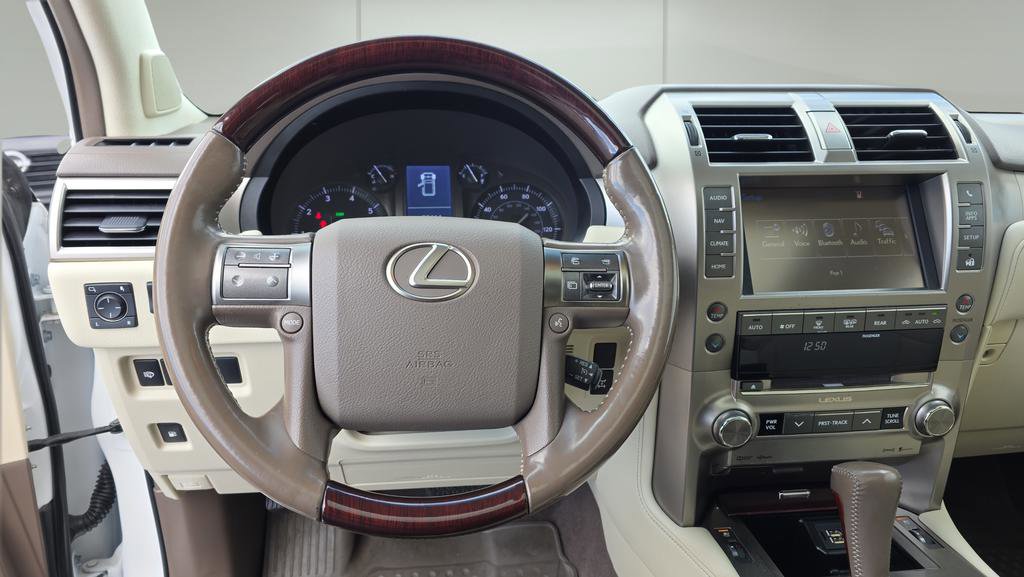Used 2019 Lexus GX 460 image 21