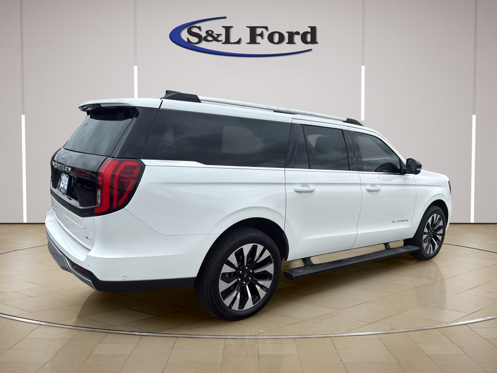 Certified 2025 Ford Expedition Max Platinum w/ Driver's Package AWD/4WD image 8