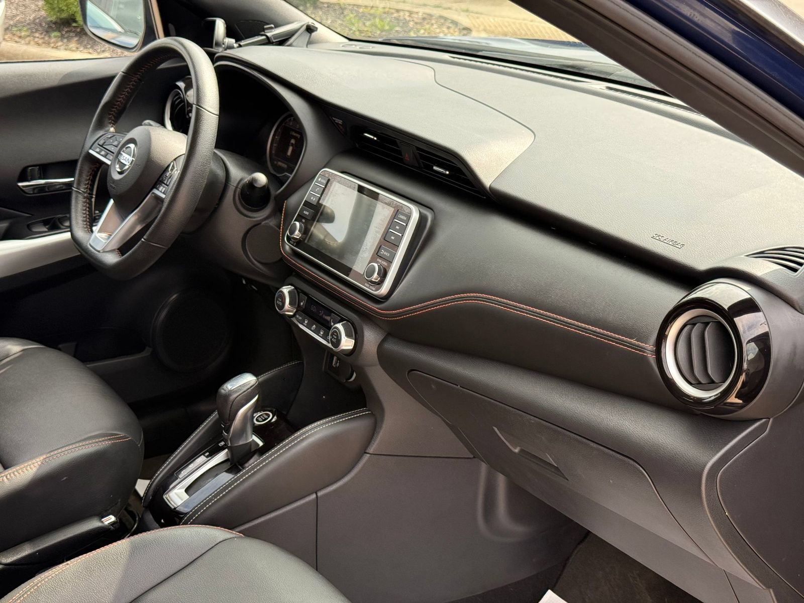 Used 2020 Nissan Kicks SR w/ SR Premium Package FWD image 32