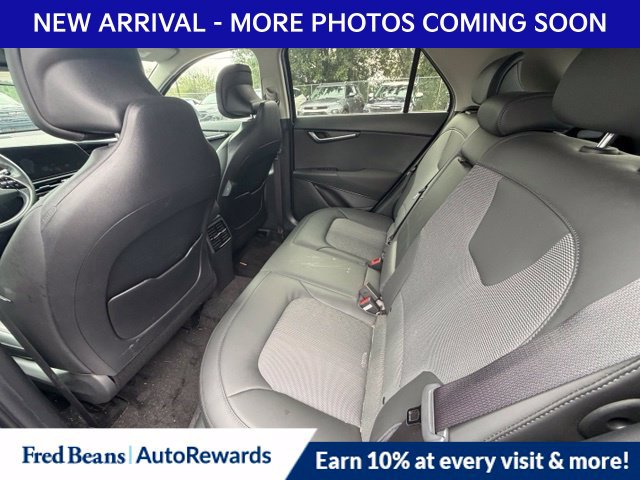Used 2023 Kia Niro EX w/ EX Cold Weather Package FWD image 11