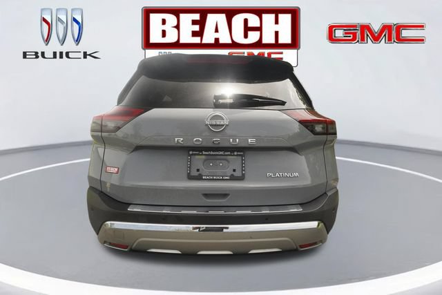 Used 2022 Nissan Rogue Platinum w/ Head-Up Display Package FWD image 4