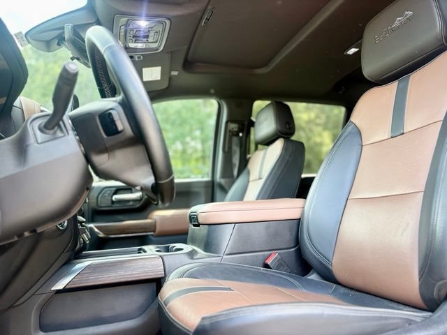 Used 2023 Chevrolet Silverado 2500 High Country w/ Z71 Off-Road Package AWD/4WD image 28
