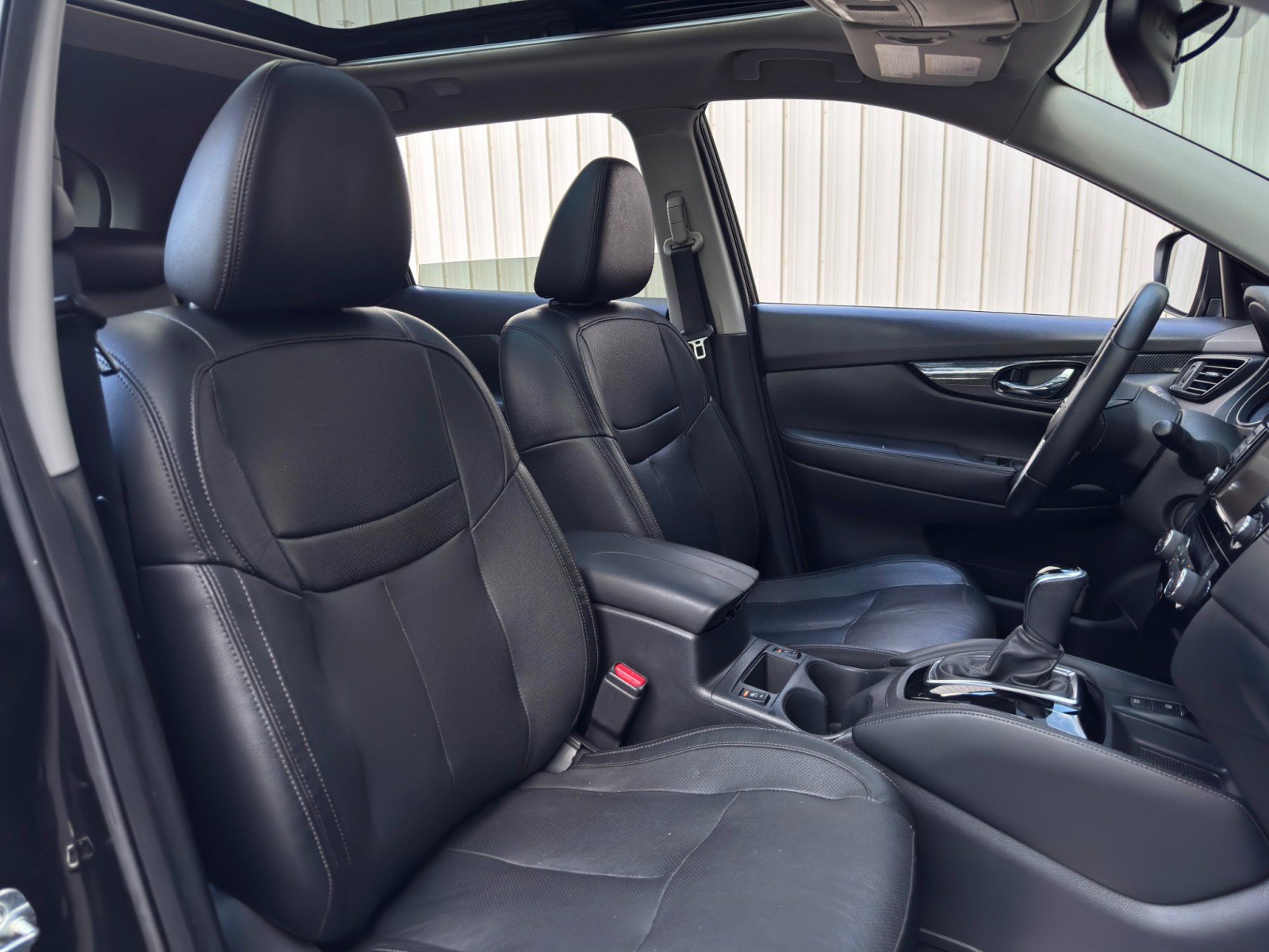 Used 2019 Nissan Rogue SL w/ Premium Package AWD/4WD image 37