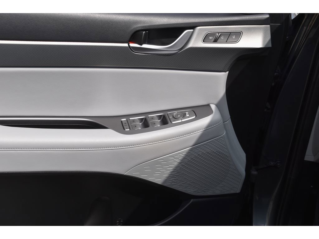 Used 2022 Hyundai Palisade SEL w/ Premium Package FWD image 27