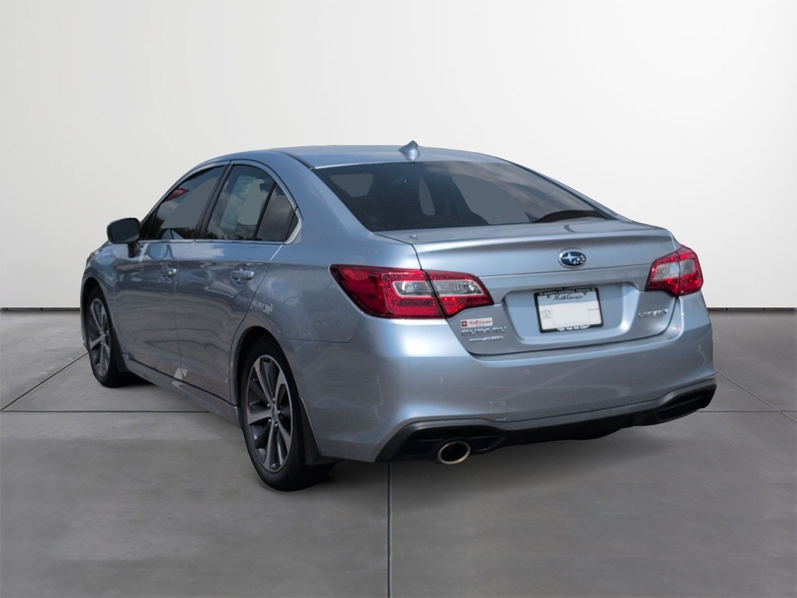 Used 2018 Subaru Legacy 2.5i Limited AWD/4WD image 4