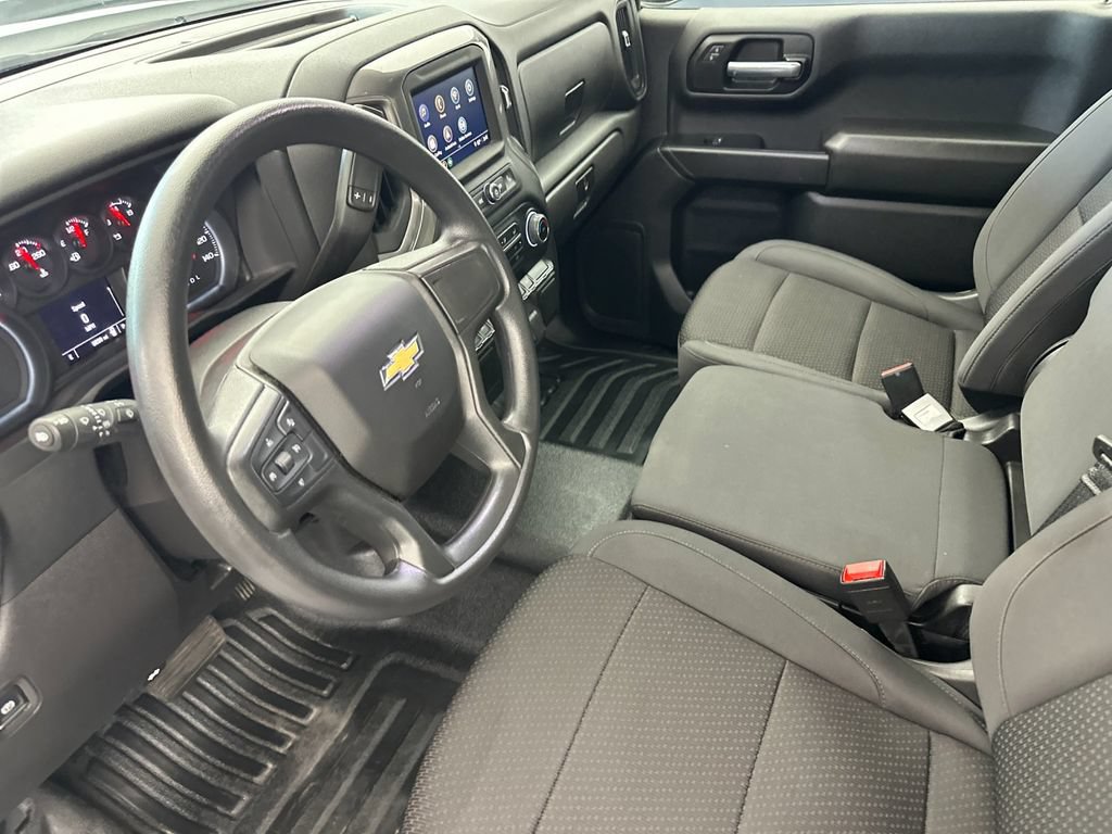 Used 2025 Chevrolet Silverado 1500 W/T RWD image 9