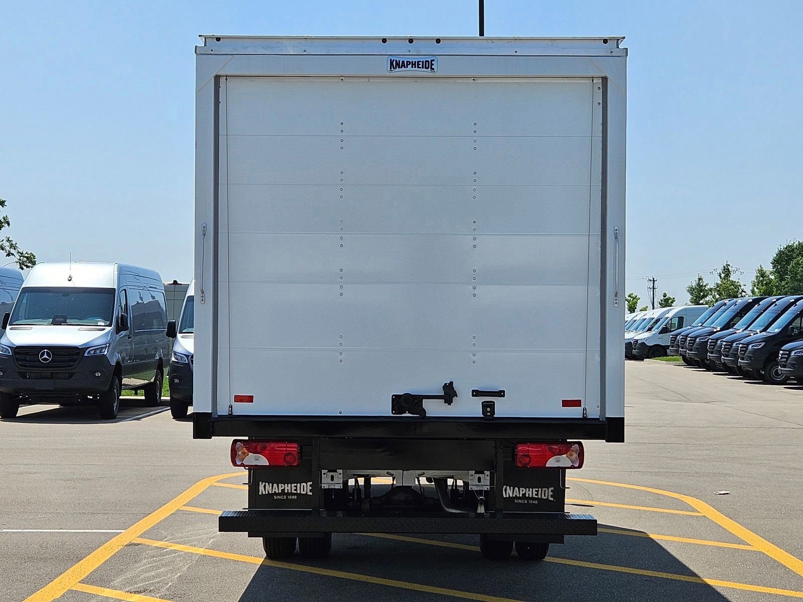 New 2024 Mercedes-Benz Sprinter 4500 image 7