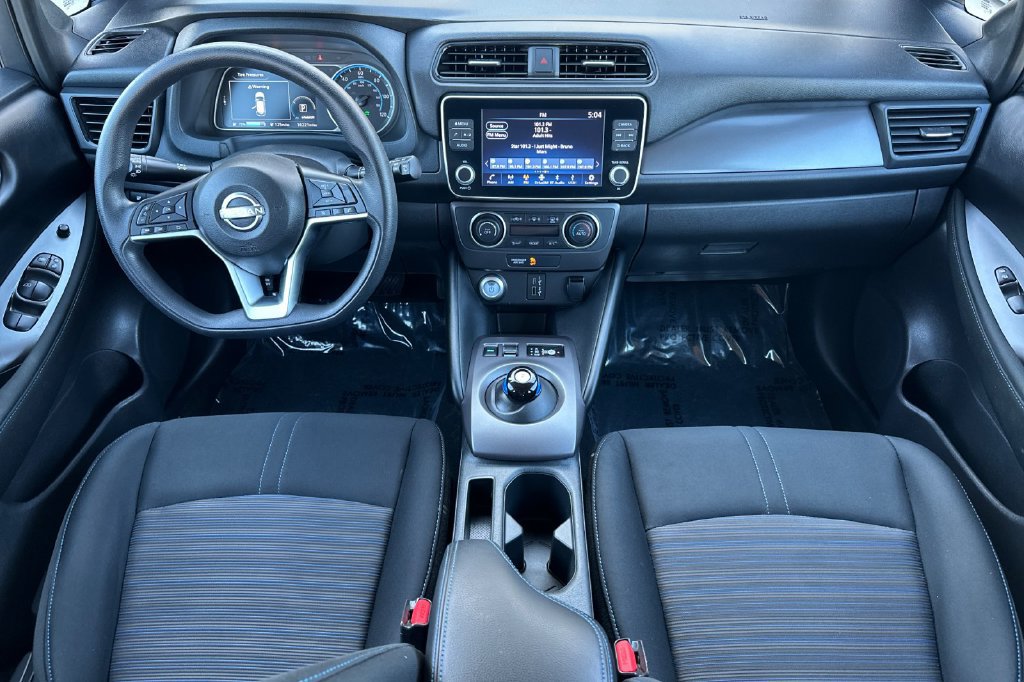Used 2025 Nissan Leaf S FWD image 12