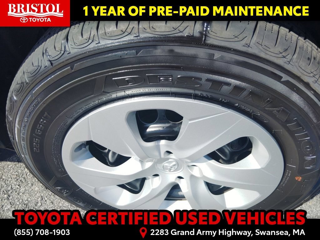 Certified 2024 Toyota RAV4 LE AWD/4WD image 11