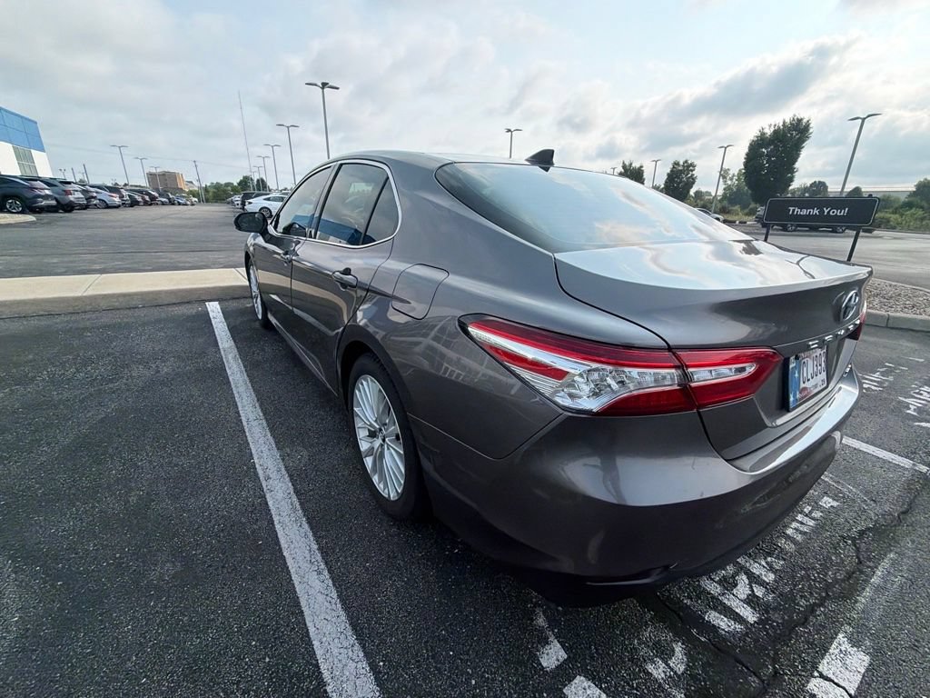 Used 2018 Toyota Camry XLE w/ Audio Package FWD image 8