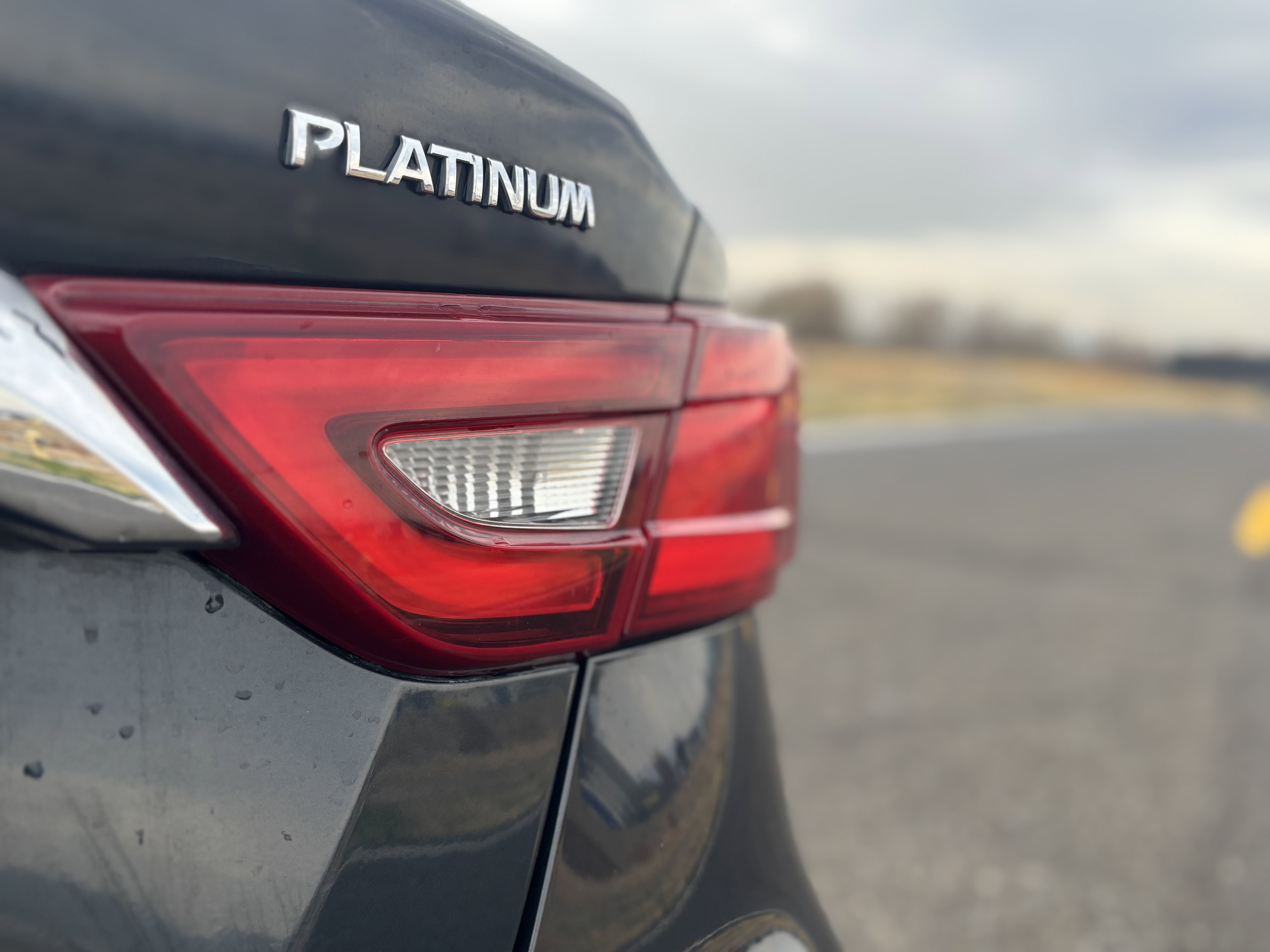 Used 2017 Nissan Maxima Platinum FWD image 12