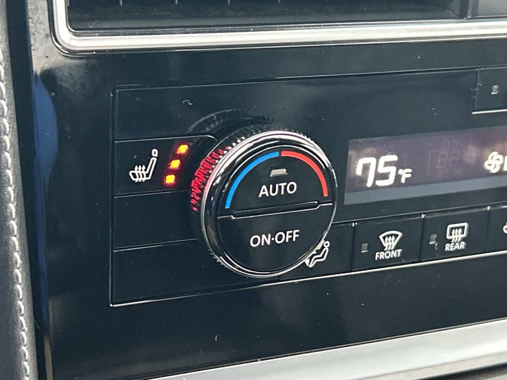 Used 2024 INFINITI QX80 Luxe image 32