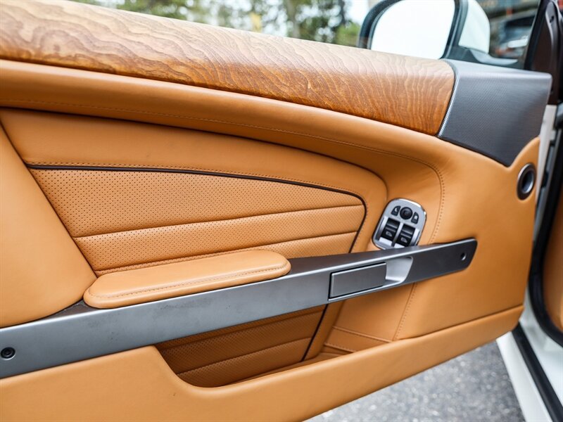 Used 2016 Aston Martin DB9 GT RWD image 33