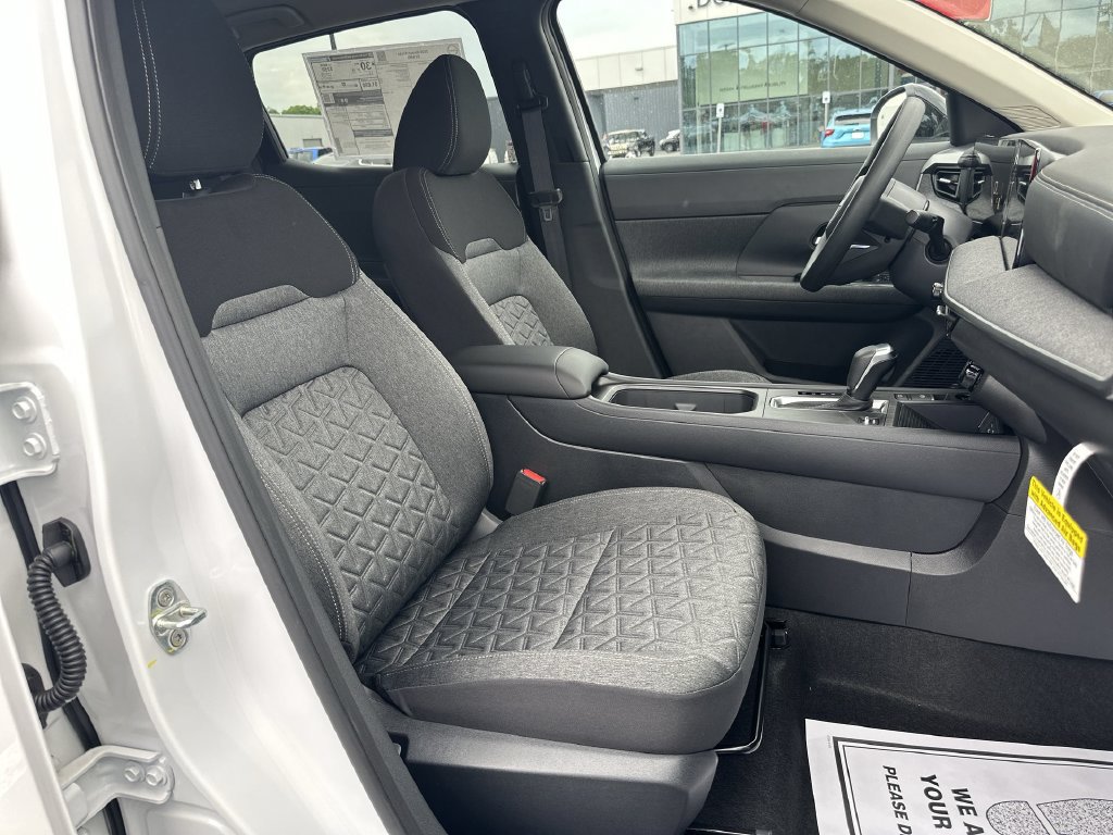 New 2026 Nissan Kicks SV w/ Cold Weather Package AWD/4WD image 29