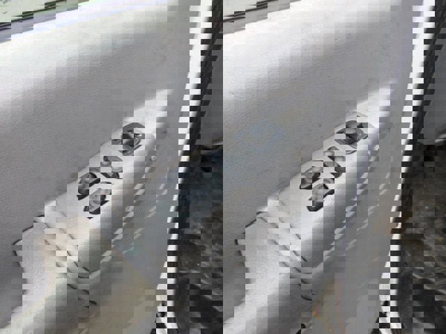 Used 2007 Ford E-350 and Econoline 350 Super Duty RWD image 6