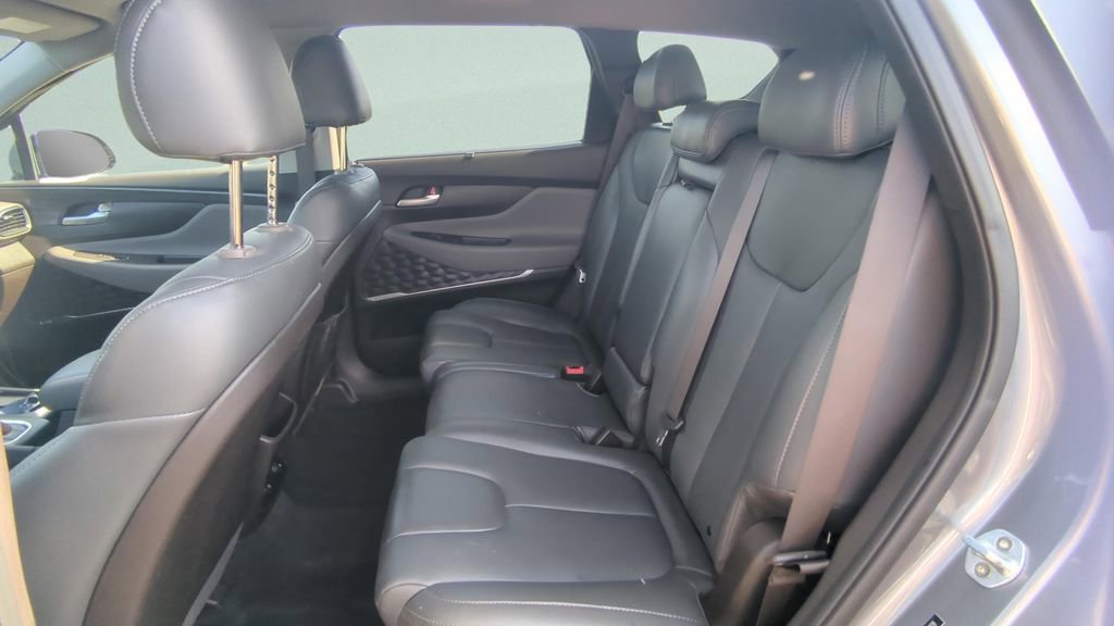 Used 2019 Hyundai Santa Fe SEL FWD image 10