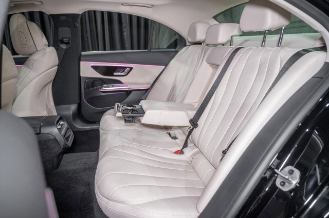 New 2025 Mercedes-Benz E 350 Sedan image 13