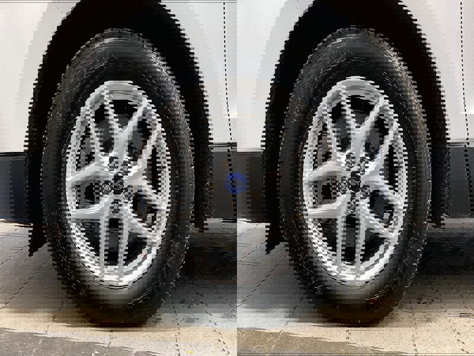 Used 2022 Ford Edge SEL w/ Convenience Package image 7